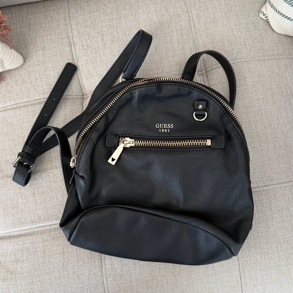 ✨ Authentic GUESS Black Leather Mini Backpack – Gold Hardware ✨